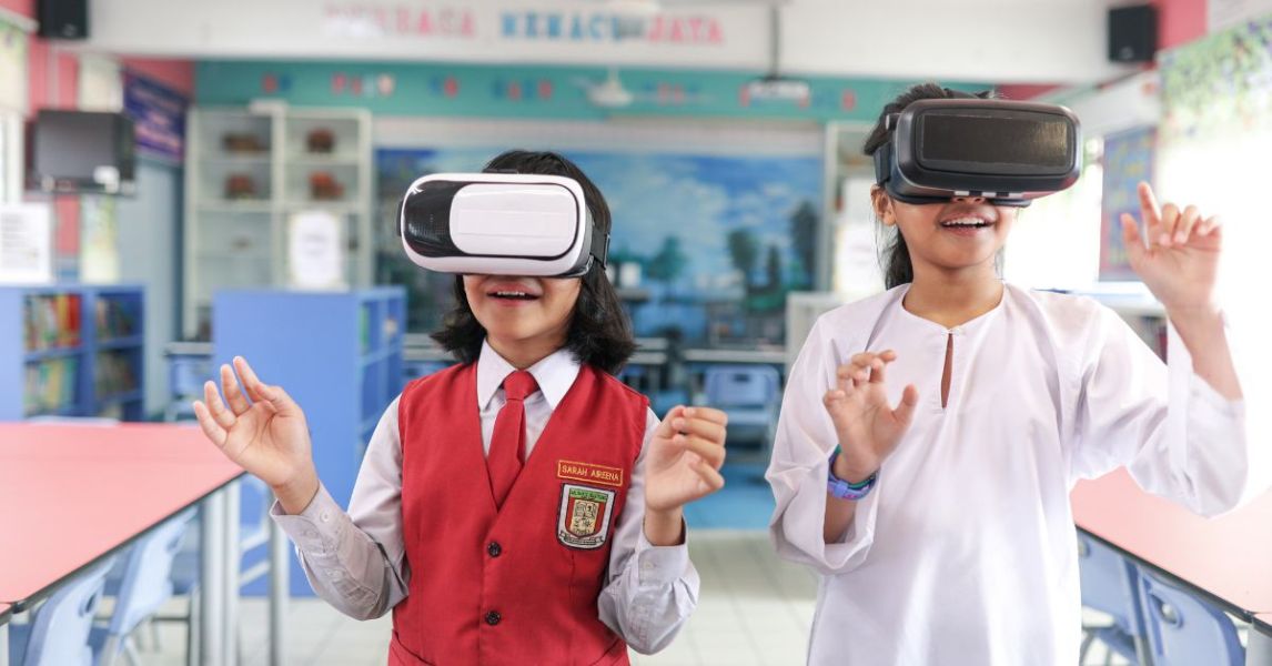 AR and VR in the classroom - taking your pedagogy to another world