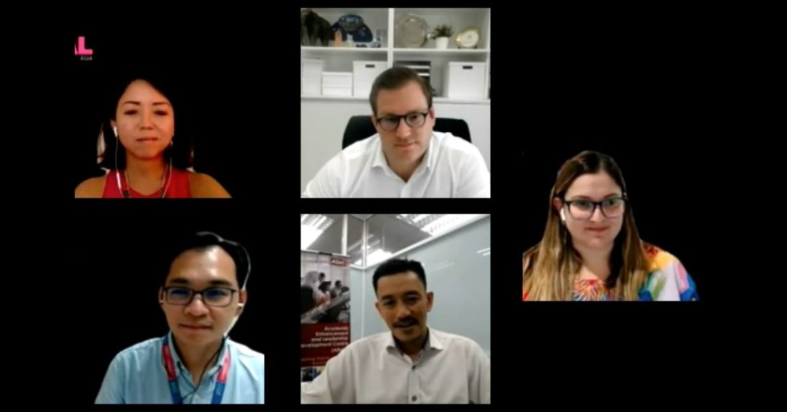 Building a community of collaboration in an online platform