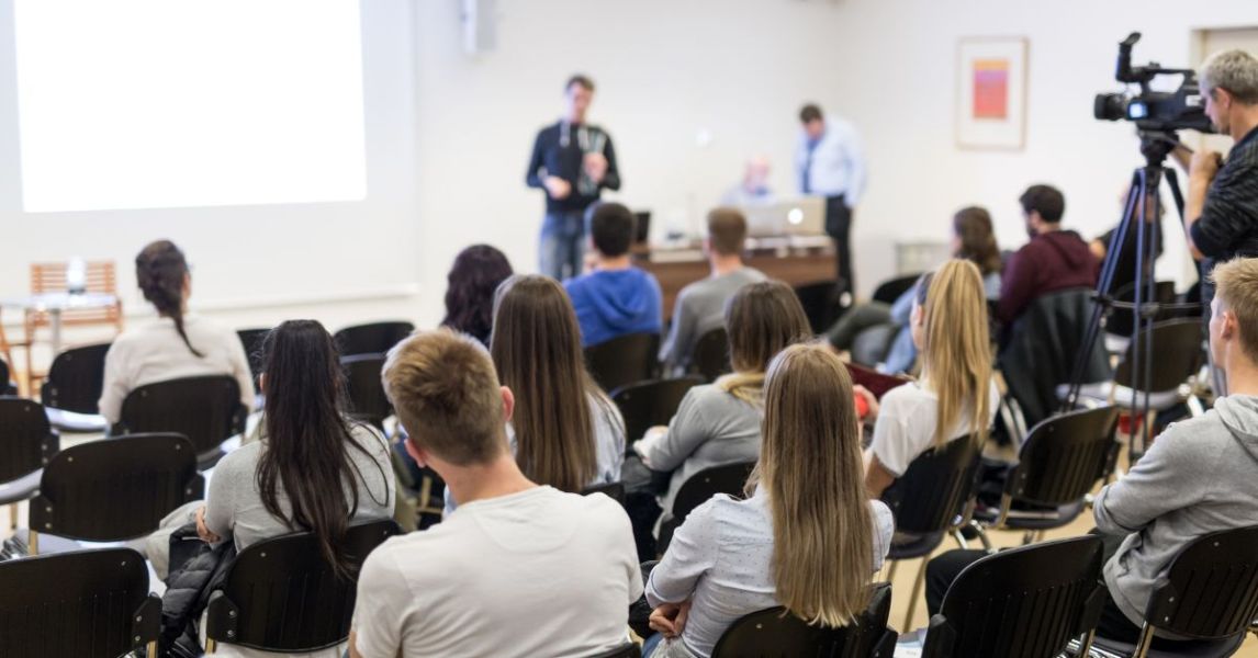Digitally fluent faculty- Transforming CPD to meet the needs of the digital age