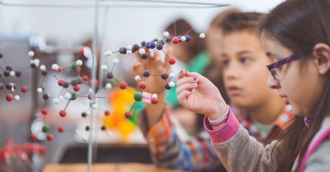 Exploring new tools and approaches for educators to facilitate collaborative and active learning in a digital space