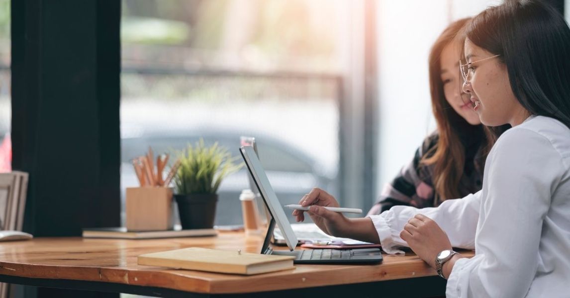 Fostering digitally and globally connected campus experience