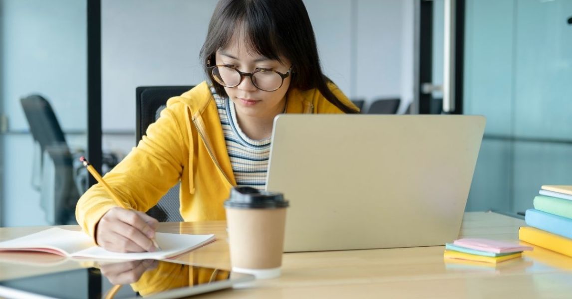 Mirroring the authentic campus experience online